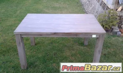 Jídelní stůl BOSCO z masivu - akácie