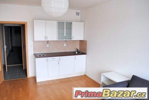 Pronájem bytu 1+kk, Praha 5 - Košíře. – fotografie 1
