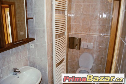 Pronájem bytu 1+kk, Praha 5 - Košíře. – fotografie 5