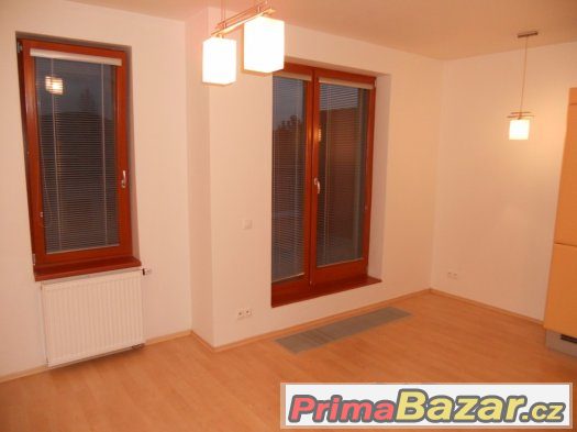 Pronájem bytu 1+kk, Praha 5 - Zbraslav. – fotografie 5