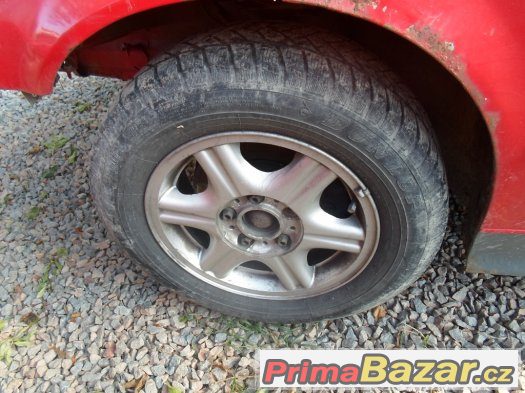 BMW - originální zimní hliníková kola 15" styl 10 - pneu 50% – fotografie 3