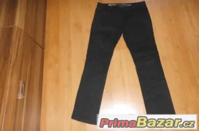 Černé džíny, skinny vel. 164