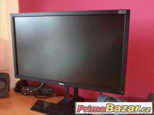 3D LED monitor BenQ XL2720T 27" – fotografie 2