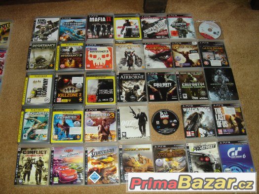 Prodám zánovní PS3 Super Slim 500GB, je červený + hry – fotografie 2