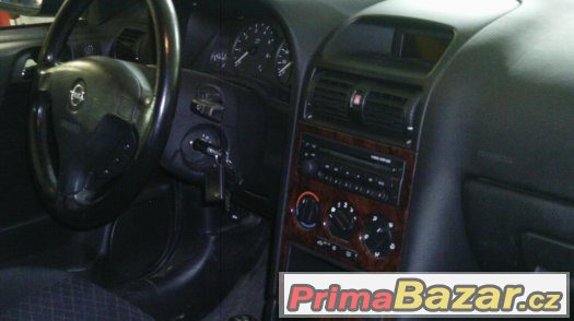 Opel Astra G kombi – fotografie 3