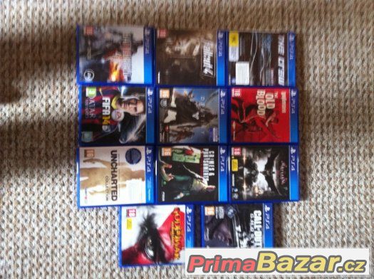 Prodám ps4 s 11 orig. Hrama – fotografie 2