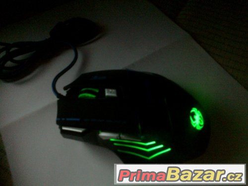 Herní USB myš optická LED, 5500 DPI, 7 tlačítek,7 barev – fotografie 5
