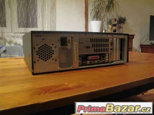 Pentium 4, 1 GB Ram, nVidia 128 MB, 80 GB Sata – fotografie 2