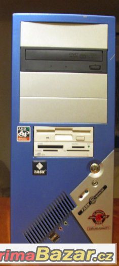 Athlon 64, 512 MB Ram, nVidia 256 MB, 120 GB Disk, Win XP – fotografie 1