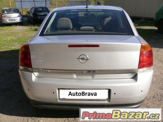 Opel Vectra 2,2 DTI,r.v.2002 – fotografie 2