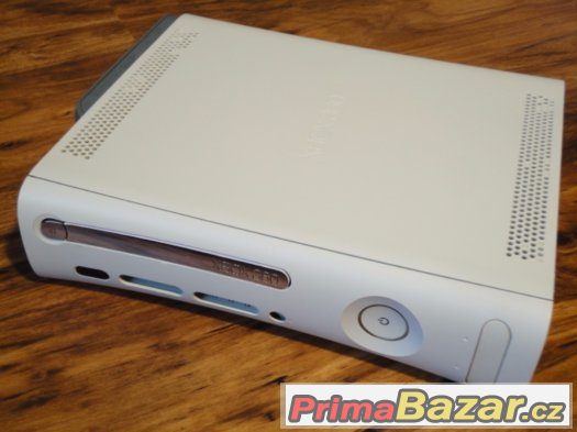 PRODÁM XBOX 360 WHITE + PŘIDÁM 6 ORIGINÁL HER – fotografie 1
