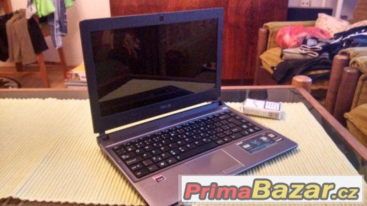 13,3 ASUS U32U top stav – fotografie 5