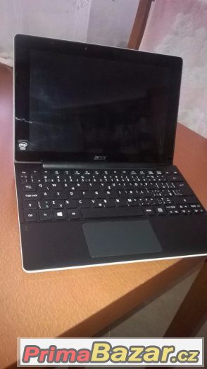 Acer 2 v 1 – fotografie 2