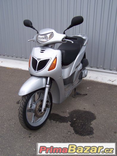 Honda SH 150 (2001) – fotografie 5