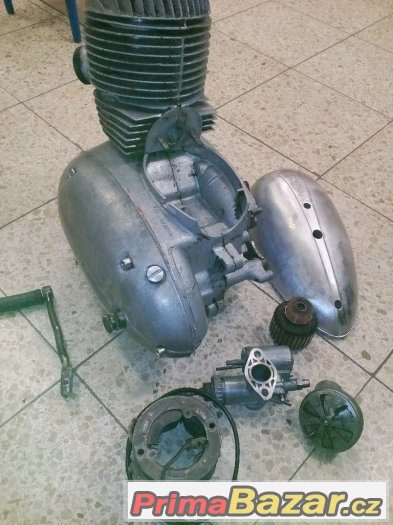 motor jawa 250,353 – fotografie 2