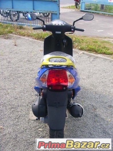 SKÚTR KYMCO VITALITY ZIMNÍ SLEVA – fotografie 3