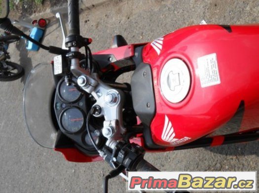 MOTOCYKL HONDA CBR 125 – fotografie 4
