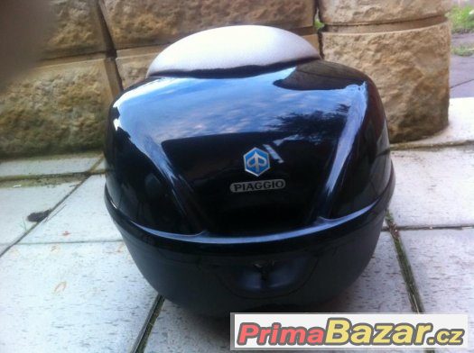 Piaggio Beverly 125,200,250,500ccm originál kufr – fotografie 2