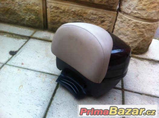 Piaggio Beverly 125,200,250,500ccm originál kufr – fotografie 4