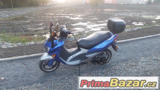 Skutr Yamasaki YM 150T – fotografie 1