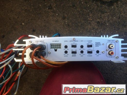 Zesilovač Toxic TX-1000 a kapacitátor Shark – fotografie 3