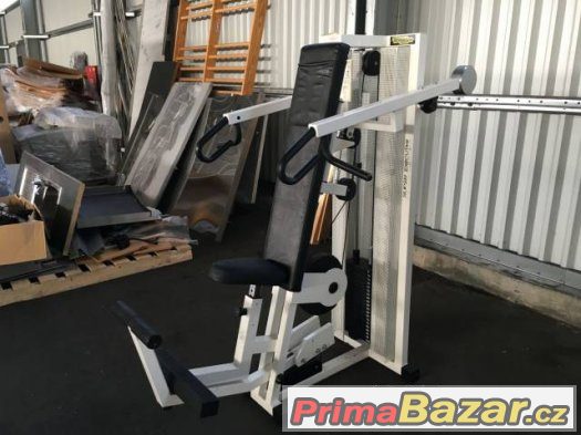 Posilovací stroj Technogym, Typ Shoulder Press – fotografie 3