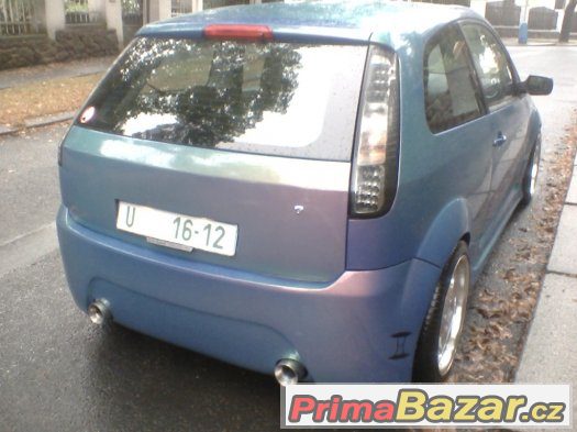 Ford Fiesta 1,3 r. 2006 - MÁLO JETÁ – fotografie 3