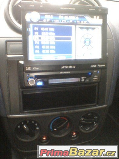 Ford Fiesta 1,3 r. 2006 - MÁLO JETÁ – fotografie 5