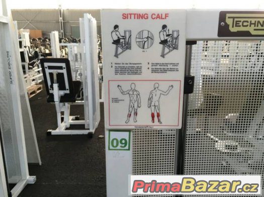 Posilovací stroj Technogym, Typ Sitting Calf – fotografie 2