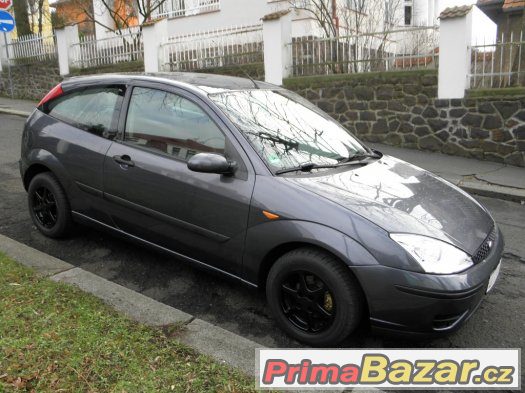 Ford Focus  1,6 16v - r. 2003 - AUTOMAT – fotografie 2