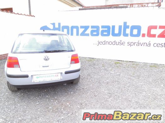 Volkswagen Golf 1.6i, alu – fotografie 4