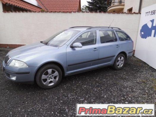 Škoda Octavia kombi, klimatronic, elektrony – fotografie 4