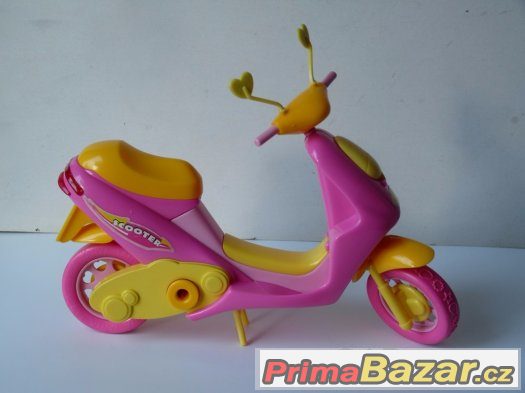 Skůtr pro panenku Barbie – fotografie 5