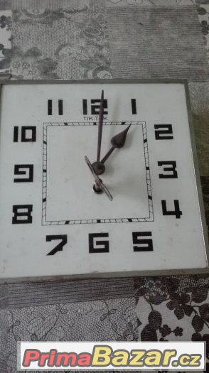 hodiny TIK-TAK rezervováno – fotografie 1