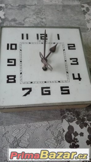 hodiny TIK-TAK rezervováno – fotografie 2