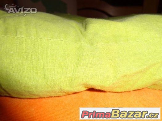Pěkných 5 ks zelených podsedáků – fotografie 4
