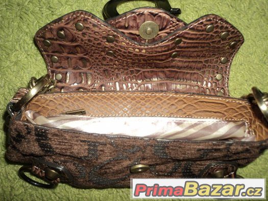 Kabelka zn. Guess – fotografie 3