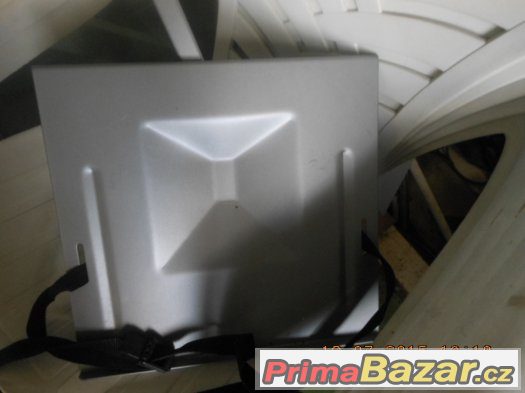 KOVOVÝ DRŽÁK NA TV-HODÍ SE JEŠTĚ NĚKOMU? – fotografie 2