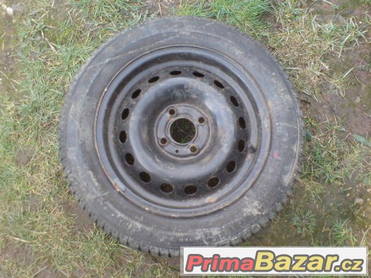 11) Renault/francouz, letní pneu s disky 165/65/15 – fotografie 1