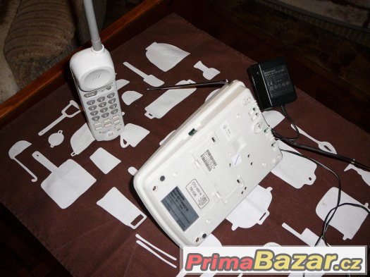 Prodám Panasonic KX-T4046CZ-W – fotografie 3