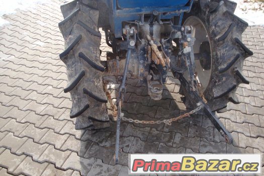 Malotraktor ISEKI TU 180F, výkon 18 Hp, 4x4, tříválec – fotografie 4