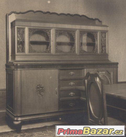 Kredenc – fotografie 1