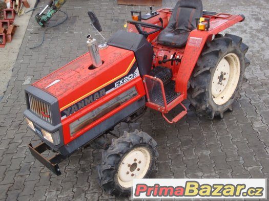 Traktor Yanmar FX20D, výkon 20 Hp, automat, 4x4, tříválec – fotografie 2