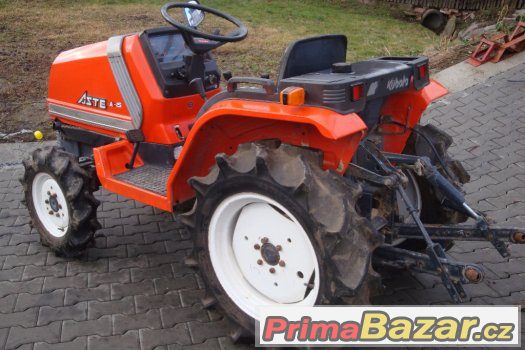 Malotraktor KUBOTA Aste A15, výkon 15 Hp, 4x4 tříválec – fotografie 3