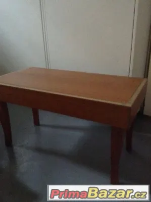 STOLEK ČI LAVICE
