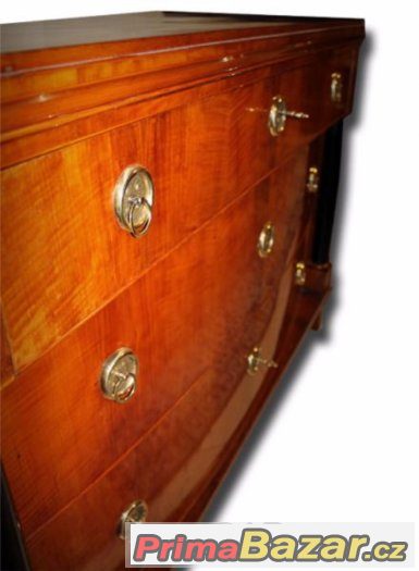 Ořechová komoda - břichatka - Biedermeier – fotografie 5