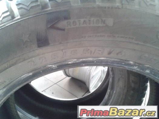 225 55 R16 99% 8mm zimní pneu dunlop cena za 1 kus 1000kč má – fotografie 1