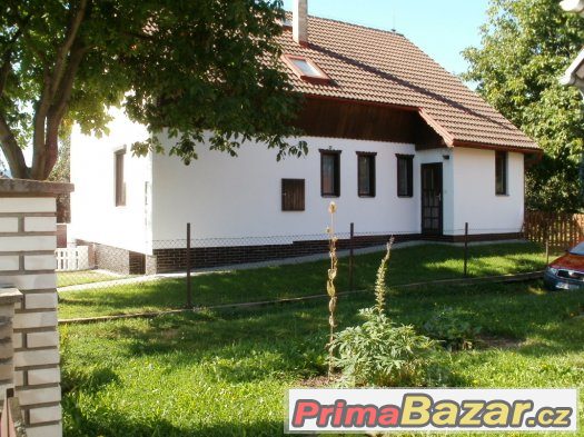Rodinný dům s 2 byty – fotografie 1
