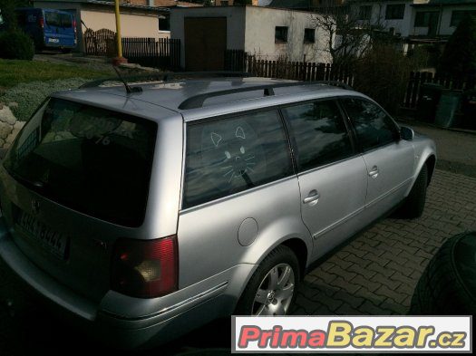 Volkswagen Passat Variant Highline TOP STAV – fotografie 3