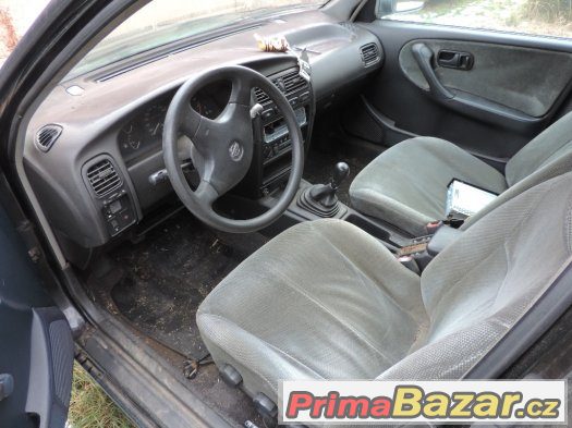 Náhradní díly Nissan Primera 1,6 SLX – fotografie 5